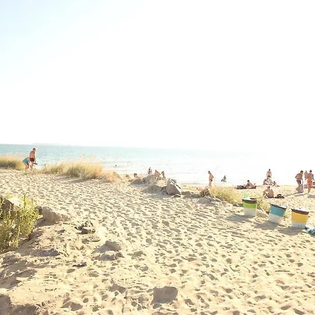 Menada Belle View アパート